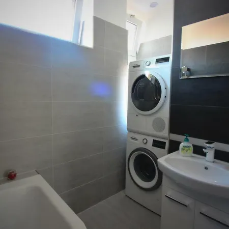 דירה Apartman Nadrazni
